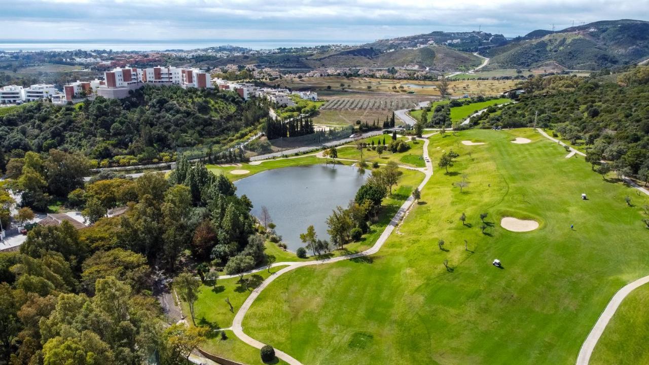 El Lago De Los Arqueros 2 Bedrooms Penthouse En Benahavís Eksteriør bilde